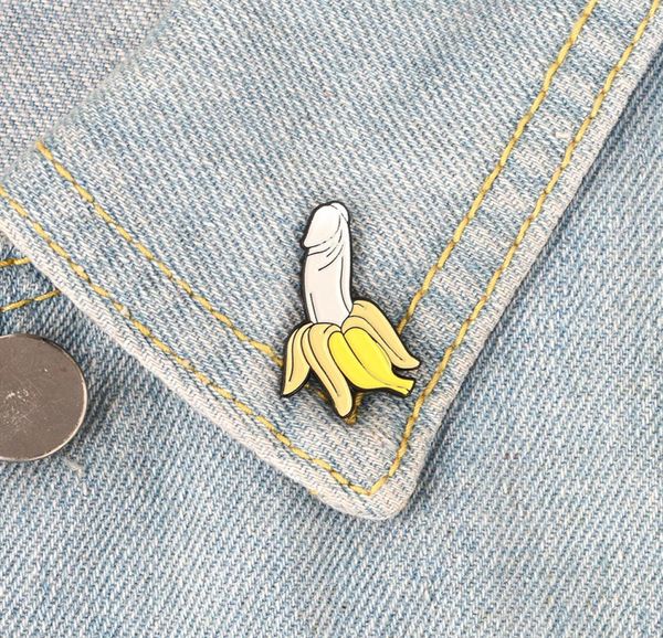 Broche de plátano pin de fruta planta de planta de polla de polla insignia de esmalte meme malvado malvado adulto divertido joyería de joyas mujeres todo5354621