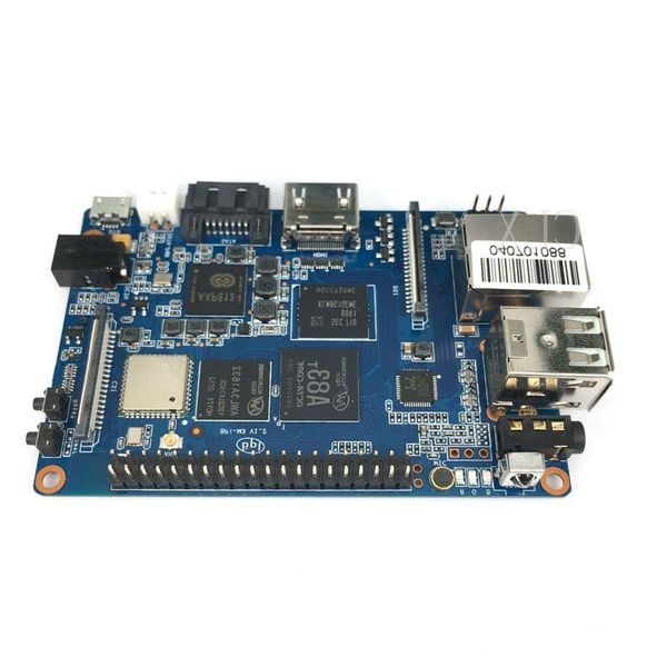 Livraison gratuite Banana Pi M3 A83T Octa-Core (8 cœurs) 2 Go de RAM avec WiFi Bluetooth40 Carte de développement open source Ordinateur monocarte Skwdd