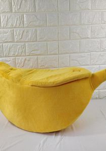 Banana Shape Pet Dog Chat Bed House House