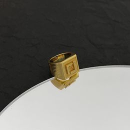 Band Diamanten Mode Ringen Mannen Dame Messing Gegraveerd F Brief 18K Gouden Brede Ring Vrouwen Sieraden minnaar Geschenken HFRN -- 03