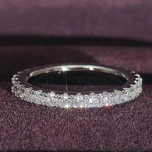 Anneaux de bande 1,75 mm CZ Couleur argentée tendance esthétique CZ RETERNITY POUR FEMMES GADEAU FEME pour les bijoux d'ami R7026 J240429