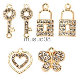 Bandringen 10 stks ingelegde Rhinester Key Lock Butterfly Love Pendant voor damesarmband ketting