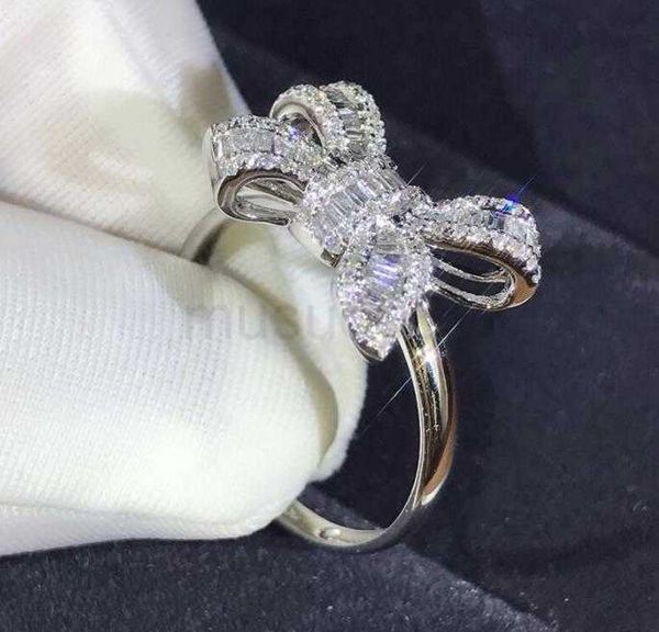 Bagues de bande 2019 nouvel arc échelle bague en diamant simulation diamant bijoux tempérament femmes bague de mariage bague en alliage J230612
