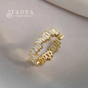 Band Ringen 2023 Nieuwe Exotische Zirkoon Gouden Open Ring voor Koreaanse Mode-sieraden Womens Wedding Party Luxe Accessoires J240326