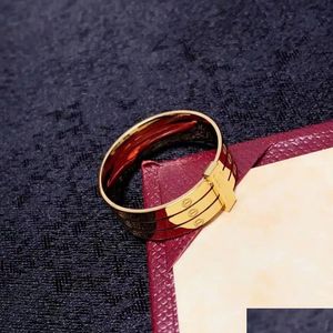 Bandringen 2024 Nieuwe Luxe Koper Met 18K Vergulde Esigner Drie Lagen Brede Gegraveerde Ring Voor Vrouwen Sieraden doos Party Drop Delive Ot3Jq