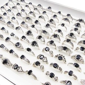 Anneaux de bande 20pcs / 50pcs / lot Bohême en gros Bohemia Vintage Silver Color Rings pour femmes Black Acrylique Aile Joint Ring Jewelry Girl 231222