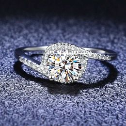 Bandrings een echte PT950 Platinum Ring Uitstekende ronde Cut 1 Diamond Mozilicon dames bruiloft Exquise sieraden Q240429