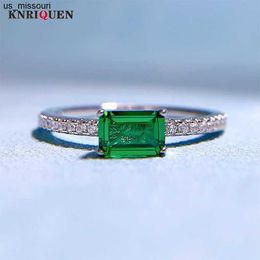 Anneaux de bande Charms 100 925 Sterling Silver 46mm Emerald Lab Diamond Rings pour les femmes Gemstone Wedding Party Fine Jewelry Lady Birthday Gift J230522