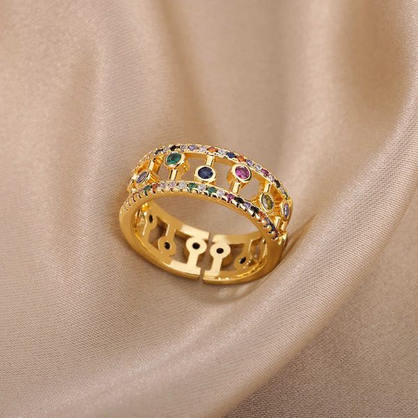 Anillos de banda Corona colorida Anillos de arco iris para mujer Acero inoxidable Color oro Circón Anillo Boda Estética Cumpleaños Joyería bijoux femme AA230426