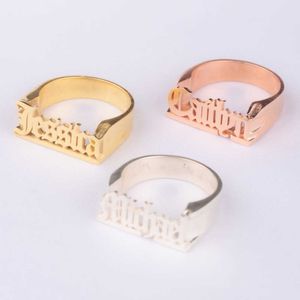 Bandringen Aangepaste ring Oude Engelse naam Men Men Women Gold Ring Sieraden Geschenken Roestvrij staalring Personaliseer paar J230517