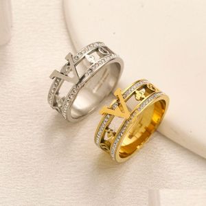 Band anneaux Designer Brandhed Letter Femmes 18k Gold plaqué Sier Crystal en acier inoxydable Love bijoux riveaux anneau fin doigt de sculpture 3 DH7ik