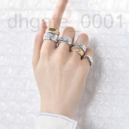 Bandringen Designer Grid Ring 925 Silvertated 18K Precisie Diamantset Wide en Smal Version Fashion Couple Rhomboid Grid Hoos