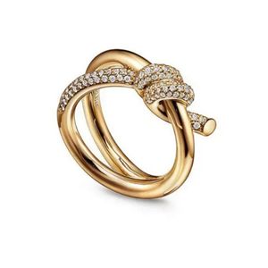 Bandringen Designer Ring Ladies Touw Knoopring Luxe met diamanten Moderingen voor dames klassieke sieraden 18K Gold vergulde rozen bruiloft Groothandel