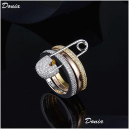 Bands anneaux Donia Jewelry Ring de luxe exagéré en cuivre à trois anneaux incrusté FL de zircons Gift de créateur créatif européen et américain DH7BP