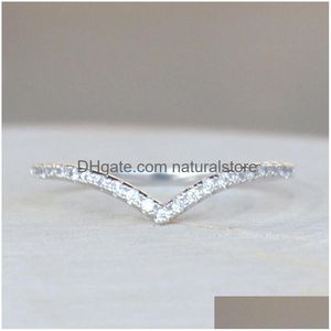 Anneaux de bande élégant incurvé forme de V mince Cz Sier couleur mariage empilable anneau femmes bijoux cadeau livraison directe Dheen