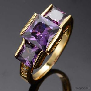 Anneaux de bande élégant femme violet cristal anneau grand charme couleur or mince mariage pour les femmes de luxe carré Zircon fiançailles