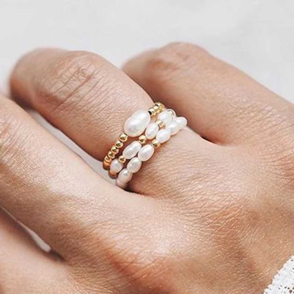 Anillos de banda elegante anillo de perlas de agua dulce cuentas de acero inoxidable boda hecha a mano adecuada para niñas al por mayor Q240429
