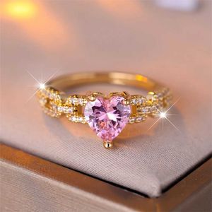 Bandringen Elegante roze kristallen hartvormige stenen ring romantische liefde hartvormige verlovingsring geschikt voor dames Sierlijke gouden kleur trouwring Boho J240226