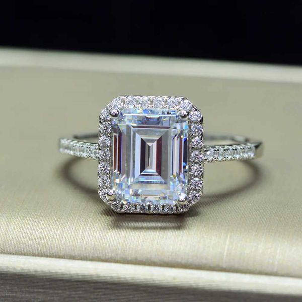 Anneaux de bande éternelle 925 Engagement en argent sterling anneau de mariage pour femmes Jade Cut 3 Diamond Platinum Bijoux en gros J240410