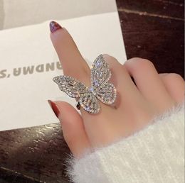 Anneaux de bande exagérés rings d'ouverture en diamant complet creux anneaux papillon pour femmes