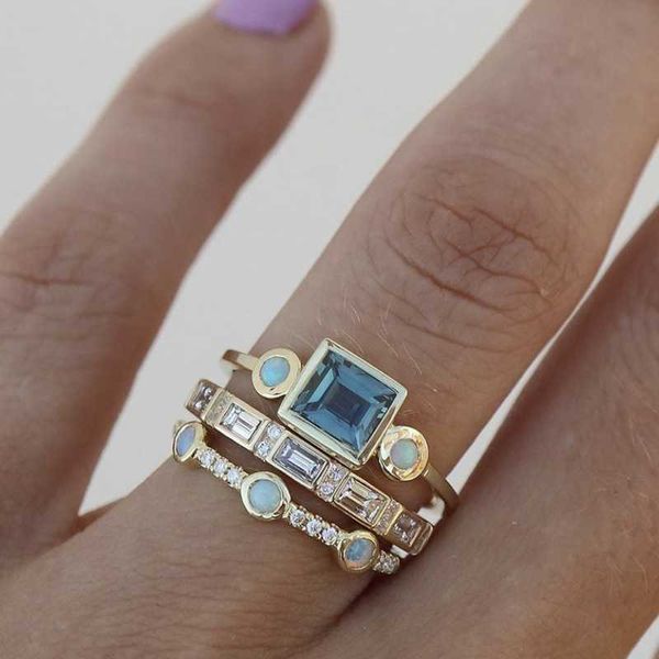 Anneaux de bande Exquise couleur or bague à la mode pour les femmes de luxe incrusté de pierres de Zircon bleu de mer anneaux de mariage ensemble de bijoux de fiançailles de mariée G230213