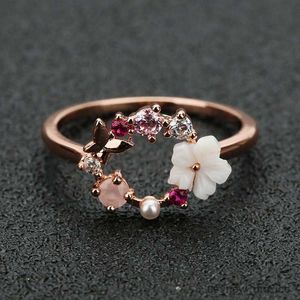 Bandringen mode Creative Butterfly Flowers Crystal Finger Wedding Rings For Women Rose Gold Zirkon Glamour Ring Jewelry Girl Cadeau
