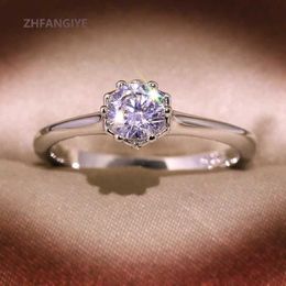 Anillos de banda anillo de moda 925 joyas de plata redonda de circón gemstone dedo RFOR Ceremonia de promesa de compromiso de boda para mujeres recién llegados J240429
