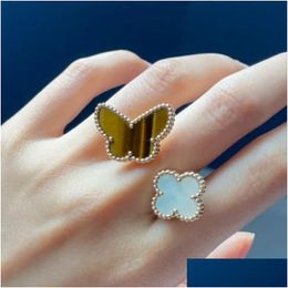 Anneaux de bande Four Leaf Clover Ring Natural Shell Gemstone 925 Sier for Woman Designer T0p Quality High Counter Counter Fashion Luxury Exqui DH1YI