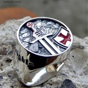 Anneaux de bande gothique templier chevalier croix anneau pendentif collier motard amulette en acier inoxydable ensemble de bijoux cadeaux pour hommes T230727