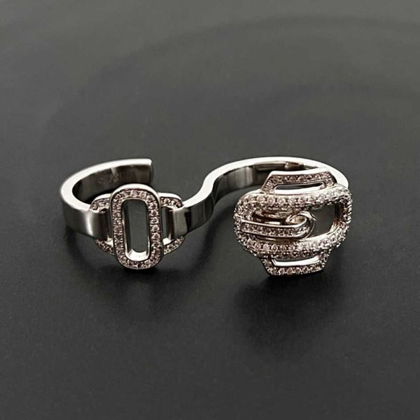 Anneaux de bande H Ring pour femme Designer Couple d'or plaqué 18k Diamond T0p Matériaux avancés Reproductions officielles Ajustement de taille gratuite