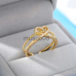 Bagues de bande Anneaux de coeur pour femmes 2022 Bijoux de mode Personnalité Ouverture réglable Bague en cuivre Redimensionnable Double couche Cadeau de luxe J230817