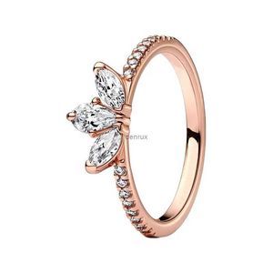 Anneaux de bande Herbarium Cluster Stack Dinger Rings for Women Wedding Bands Rose Gold Jewelry Prong Réglage clair CZ Marquise Pear Flower Petall240105