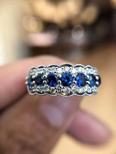 Bands anneaux Vente chaude Blue Stone Ring Crystal Round Zircon doigt mignon Bijoux de mariage Love Engagement pour les femmes H240425