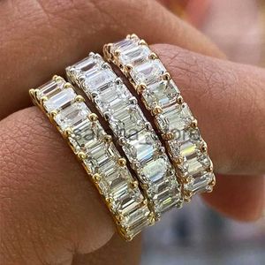 Anneaux de bande Huitan luxe Micro pavé carré cubique zircone promesse amour anneaux pour les femmes fiançailles WeddJewelry offre spéciale livraison directe anneau J240120