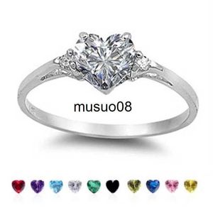 Anneaux de bande Huitan Mood Ring avec une belle conception de coeur Brilliant CZ Prong Setting Silver Plated Best Christmas New Year Gift Rings for Women J230602