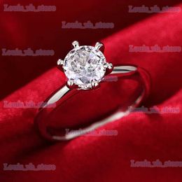 Anneaux de bande Huitan couleur argent femmes anneaux avec zircon cubique brillant accessoires de fiançailles de mariage de luxe bague d'éternité bijoux à la mode T240330