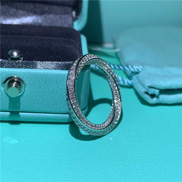 Anillos de banda Infinite S925 Sterling Silver Micro Pave Moissanite Anillo de compromiso de boda para mujer Joyería de fiesta Z0327