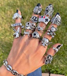 Band Ringen Ins Gothic Punk Hart Kikker Schedel Ringen voor Vrouwen Mannen Vintage Gothic Spider Konijn Glimlach Fe Ring paar Mode-sieraden Gift J230719