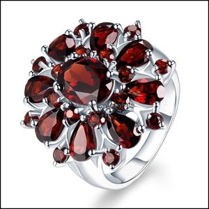 Bandringen sieraden klassieke sier ingelegde granaat rood zirkoon bloemvorm dames banket ring hele verkoop drop levering 2021 kgvr6