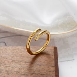 Bandringen luxe klassieke nagelring ontwerper ontwerper mode mode unisex manchet ring paar bangle gouden ring sieraden valentijnsdag cadeau 2024 nieuw