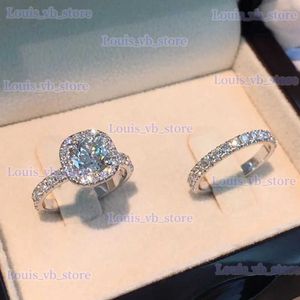 Anneaux de bande Luxury Exquise Silver Color Princess Ring For Women Fashion Inlaid White Zircon Stones Anneaux de mariage Set Engagement Bijoux T240330