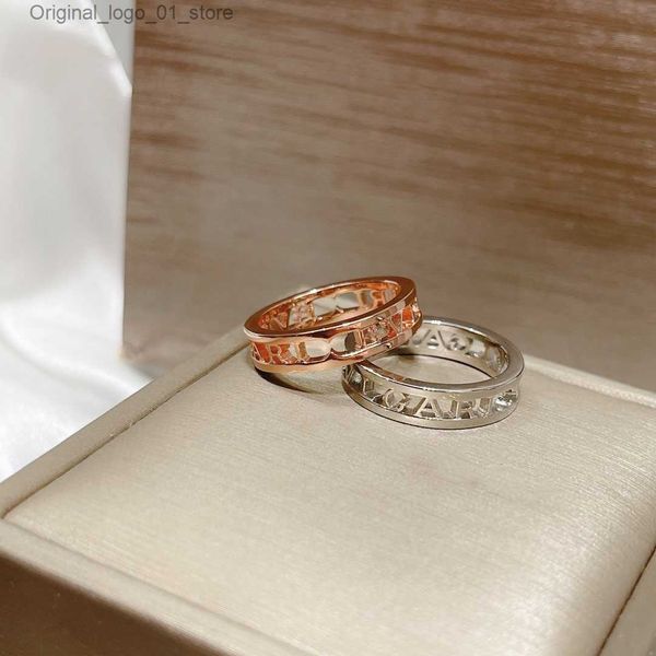 Anillos de banda Luxurys Desingers Anillo Simples Diseño Sentido Anillo de plata esterlina Damas Clásico Seis garras Diamante RNG Anillos simples Regalo de cumpleaños Bueno Q231207