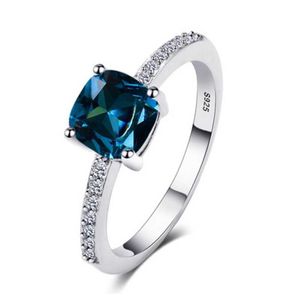 Bandringen Micro-aangedreven zirkon Sapphire Square Ring Trendy Fashion Ladies Engagement Ring Luxury Sapphire Vriendin Lover cadeau AA230306