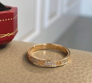Anneaux de bande Mini Love Diamond Ring Electroplated 18K Gold Classic Jewelry for Women Men