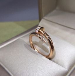 Anillos de banda Ringle Ring Diseñador de joyería para mujeres Ring Diamond Ring Titanium Titanium chapado en oro nunca más desvanecido oro/plata/oro rosa;Tienda/21417581
