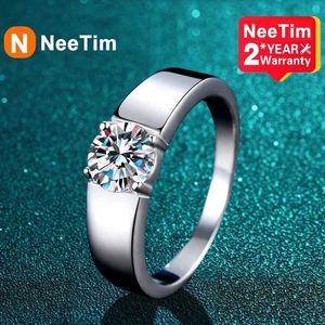 Anneaux de bande Neetim 2 D Couleur Hydrate Wedding Band Mens Ring 925 Sterling Silver Engagement Anneau avec GRA Certificate Gift J240410