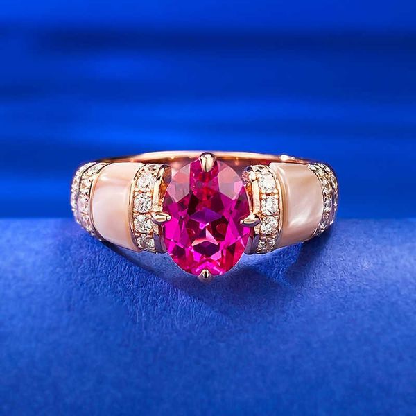 Anillos de banda Nuevo estilo de anillo de diamante rojo Rubee de concha rosa natural con sentido de alto grado 925 Anillo de plata esterlina Diosa para mujer 0uk5