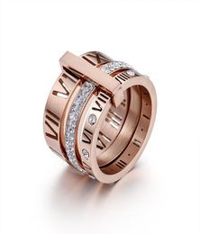Anneaux de bande de titanium en acier zircon 18k Personnalité d'anneau d'or multiples bijoux de mode alphabet romain pour femmes cadeaux 6563499