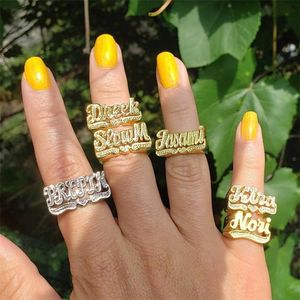 Band Ringen Gepersonaliseerde Custom Naam Ringen voor Mannen Eerste Ring Gepersonaliseerde Hiphop 18K Vergulde Ringen voor Vrouwen Kerstcadeau 230715