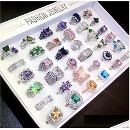 Bagues de bande Couleurs plaquées Big Gem Lady Mode Bague en strass exagérée Mélanger différents styles et tailles 16-20 Drop Livraison Bijoux Dh0Ge